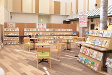 本の交換会で本が並んでいる様子