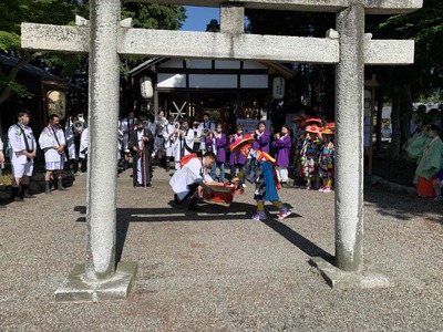 サンヤレ踊り（1）