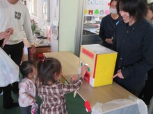 あきまつりにやってきたこどもたち