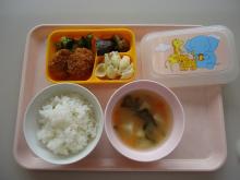 給食