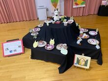 紙粘土で作ったごちそうの写真