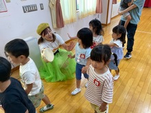さよならしている写真