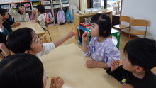 人参を食べている写真