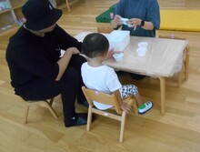 スライムで遊んでいる写真