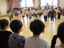 ありがとうのダンスをみんなで踊りました