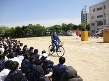 草津中学校の様子