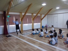 信号機の見方について学習している様子