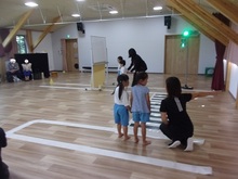 安全確認をしている様子