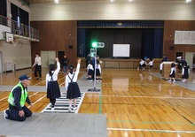 児童の歩行体験の様子