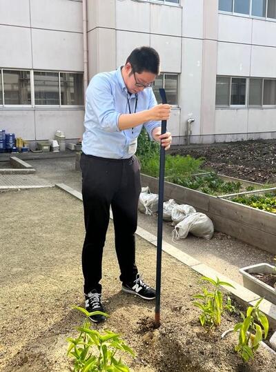 職務に励む職員の写真