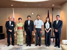 草津市・ポンティアック市友好親善使節団激励会の写真