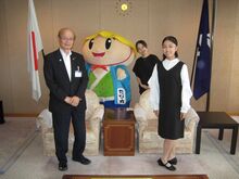 クラシックバレエダンサー大伴日花里さん表敬訪問の写真