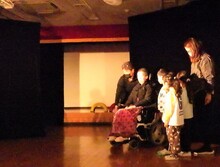 劇には、こどもたちも出演しました