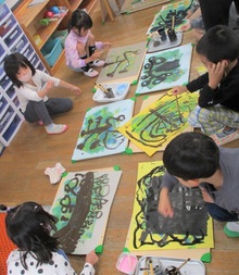 5歳児絵の具遊び