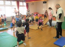 運動遊びの様子（3歳児）