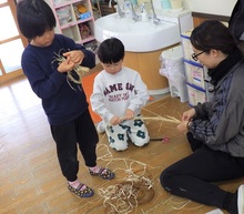 しめ縄作りの様子1