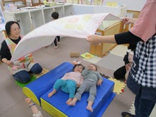 1歳児の遊びの様子