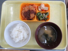 給食の写真